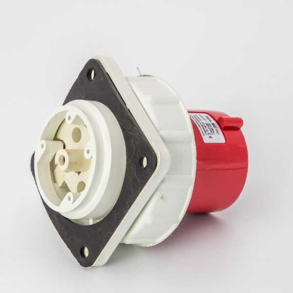 Rolec 63A 5 Pin Panel Mounted Plug 415V IP67 - Image 2